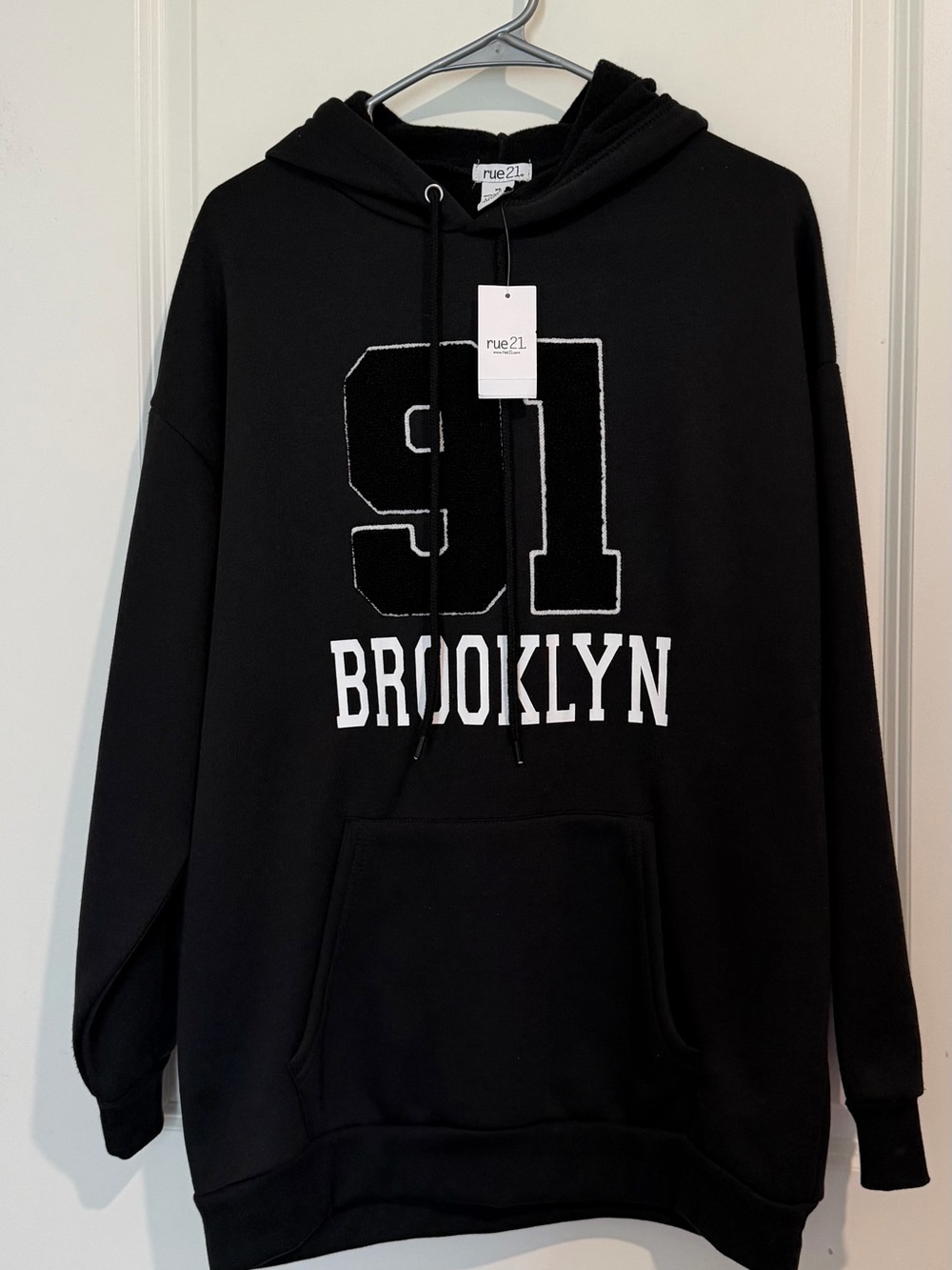 Rue21 Black Oversized Hoodie with White '91 Brooklyn' Graphic